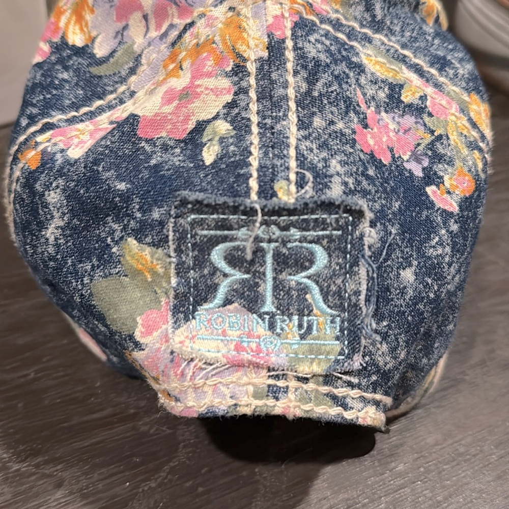 Robin Ruth Punta Cana Floral Hat - Picture 3 of 4